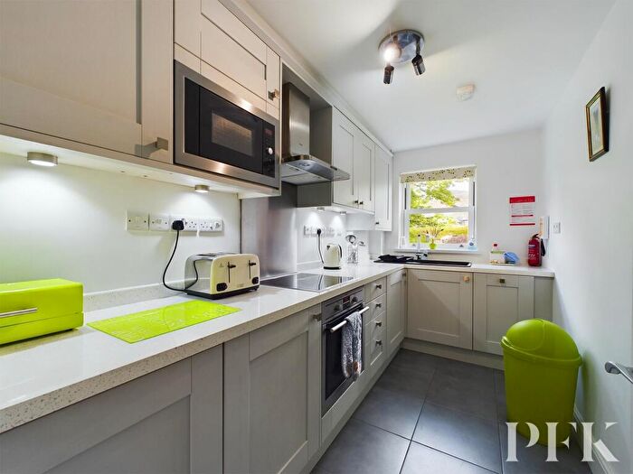1 Bedroom Flat For Sale In Elliott Park, Keswick, CA12