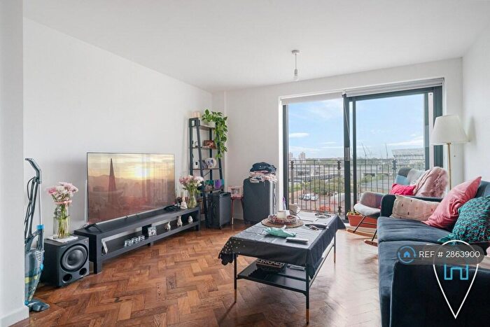 2 Bedroom Flat To Rent In The Lock Building, London, E15