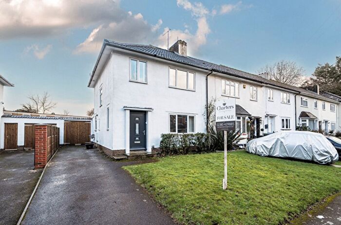3 Bedroom End Terrace House For Sale In Friars Way, Southampton, Hampshire, SO18