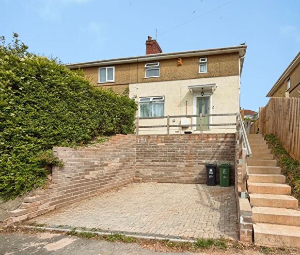 3 Bedroom Semi-Detached House For Sale In Ponsford Road, BS4