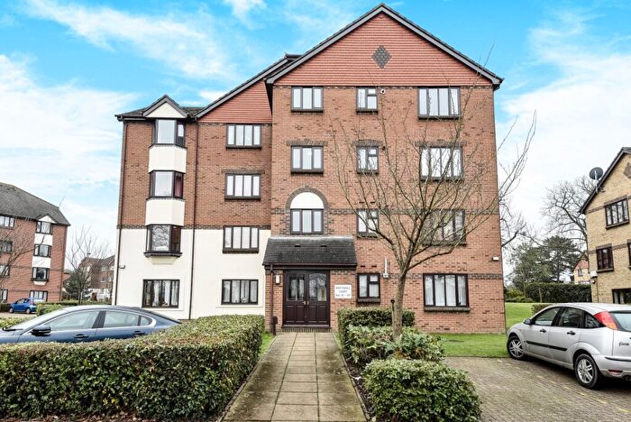 1 Bedroom Flat To Rent In St. Annes Mount, Redhill, RH1
