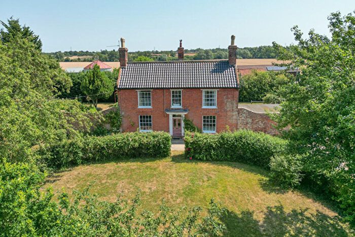 4 Bedroom Farm House For Sale In Grays Lane, Wissett, IP19