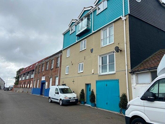 2 Bedroom Apartment To Rent In Riverside Road, Gorleston, NR31