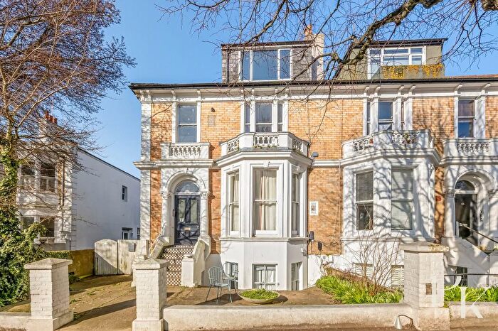 1 Bedroom Flat For Sale In Denmark Villas, Hove, BN3