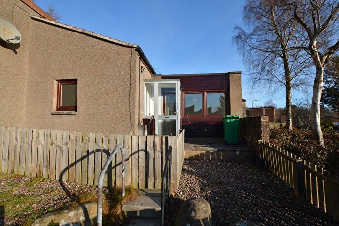 2 Bedroom Bungalow To Rent In Montrose Green, Glenrothes, KY7