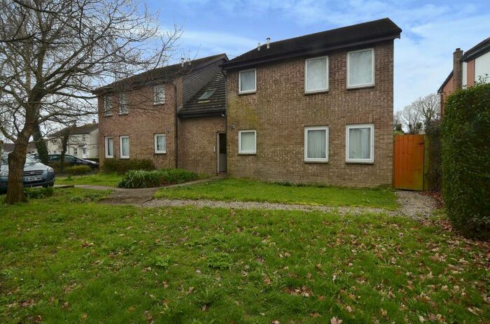 1 Bedroom Flat For Sale In Kernow Close, Torpoint, Cornwall, PL11