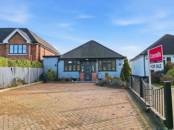 3 Bedroom Detached Bungalow For Sale In Watford Road, St. Albans, AL2