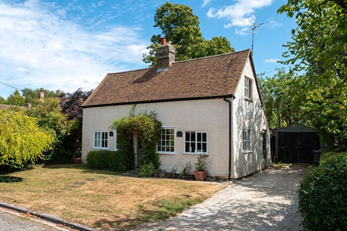 2 Bedroom Detached House For Sale In High Street, Little Eversden, CB23