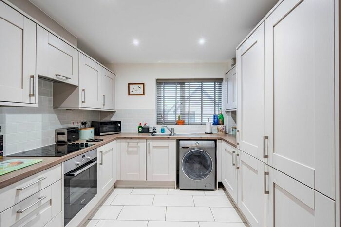 1 Bedroom Flat For Sale In Hopsack Road, Hingham, Norwich, NR9