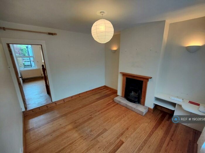 2 Bedroom Terraced House To Rent In River Cottages, Orpington, BR5