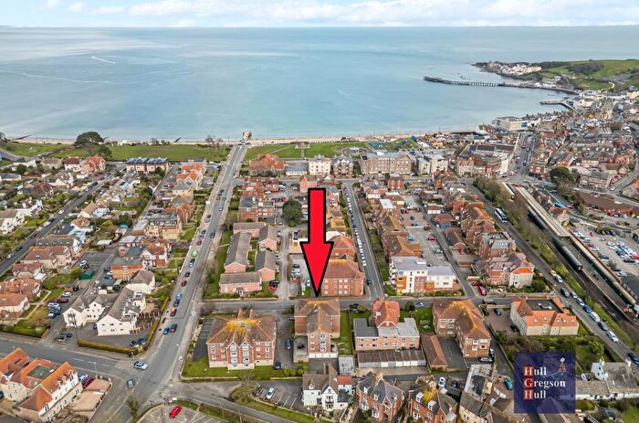 2 Bedroom Flat For Sale In Ilminster Road, Swanage, BH19