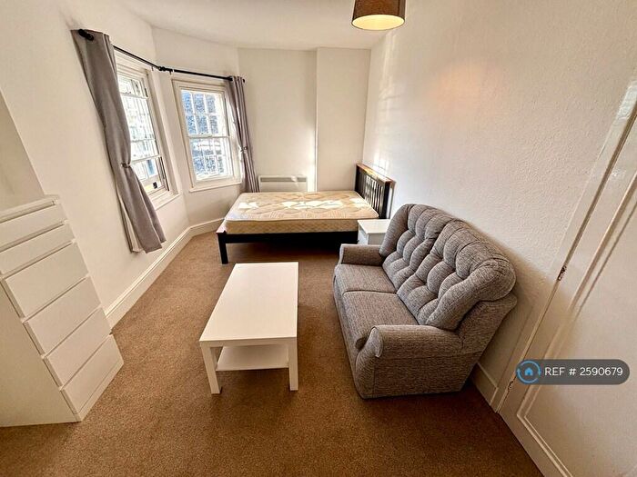 Studio To Rent In Maer Down, Bude, EX23