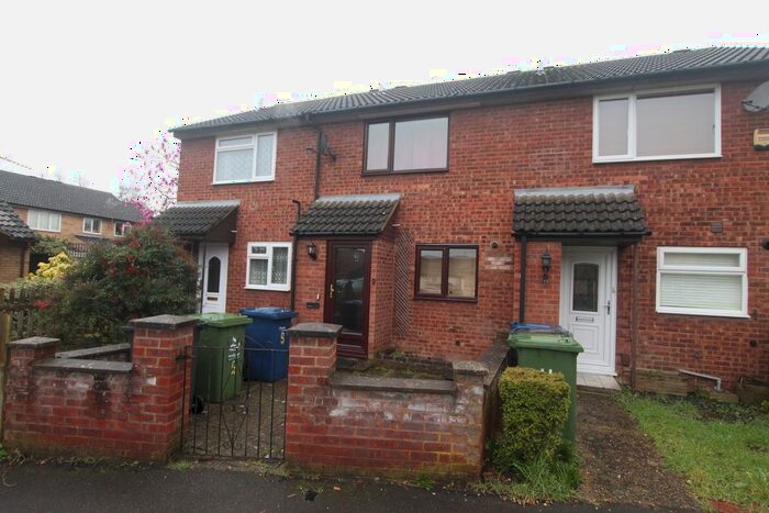 2 Bedroom Terraced House To Rent In Bayford Place, Cambridge, CB4