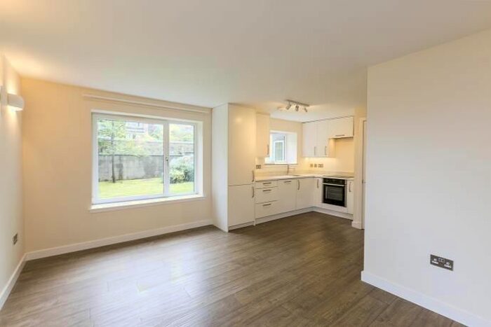 2 Bedroom Flat To Rent In Morningside Court, Morningside, Edinburgh, EH10
