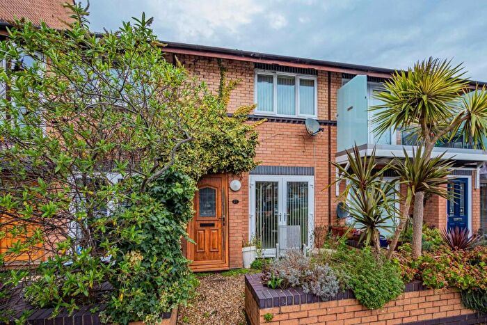2 Bedroom Terraced House To Rent In Plas Taliesin, Penarth, CF64