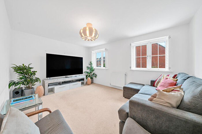4 Bedroom Terraced House To Rent In Ravens Dene, Chislehurst, Kent, BR7