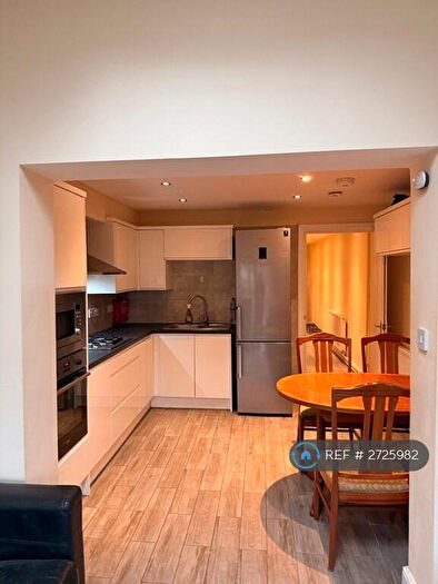 5 Bedroom Terraced House To Rent In Brabazon Street, London, E14