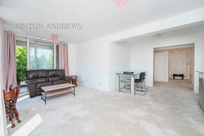 2 Bedroom Flat To Rent In Gilbert Court, Greeen Vale, Ealing, W5