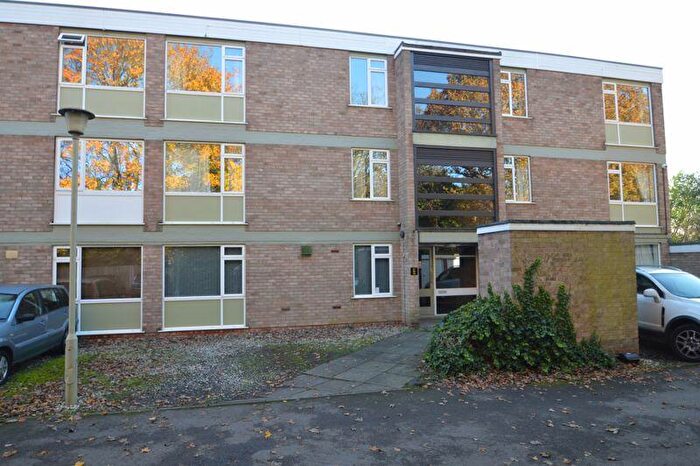 2 Bedroom Flat To Rent In Heather Court, Russell Road, Moseley, B13