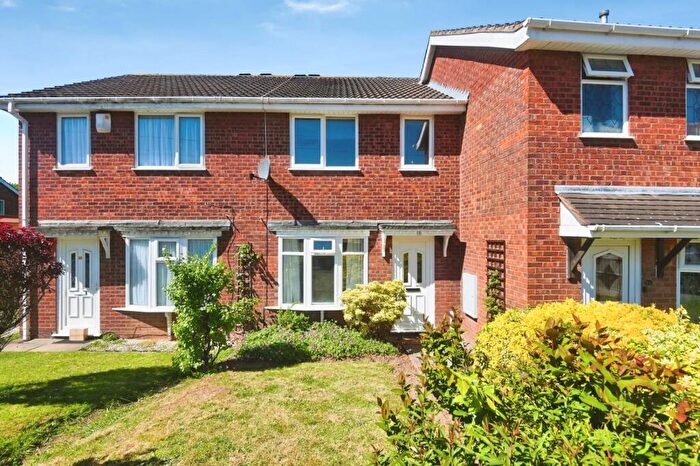 3 Bedroom Terraced House For Sale In Blackdown, Wilnecote, Tamworth, B77