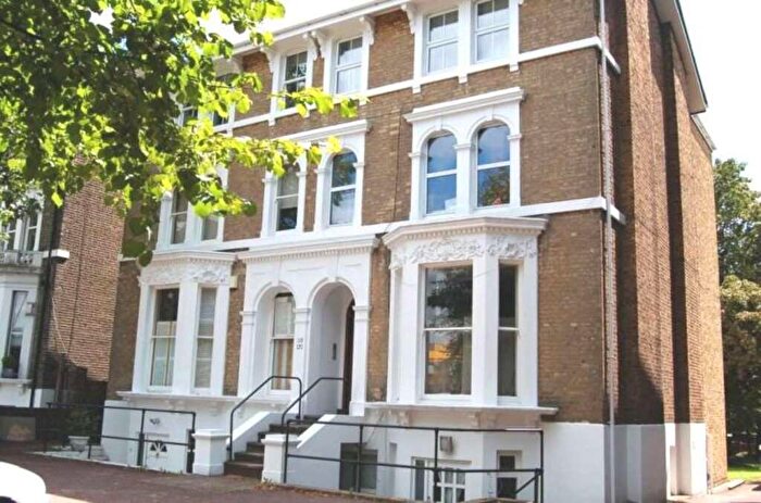 1 Bedroom Apartment To Rent In Shooters Hill Road, Blackheath, SE3