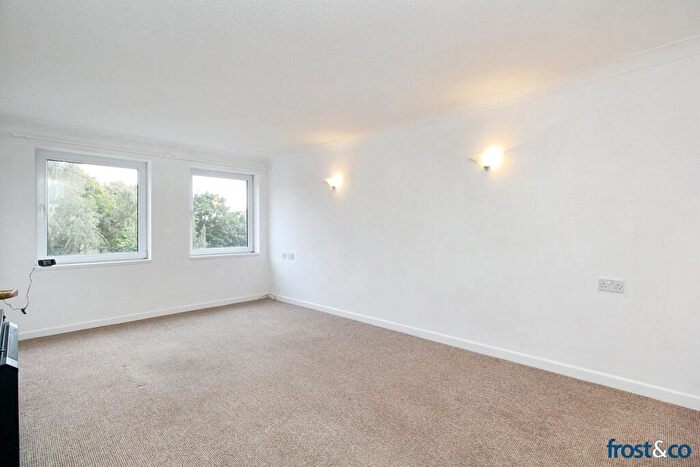 1 Bedroom Retirement Property To Rent In Station Road, Ashley Cross, BH14