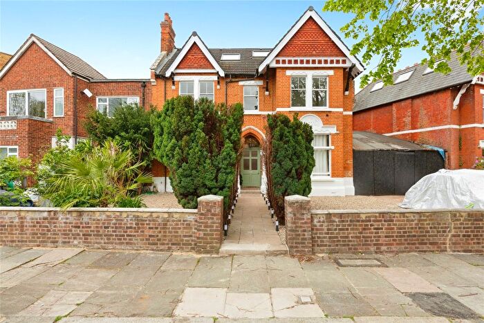Studio To Rent In Mount Park Crescent, Ealing, W5