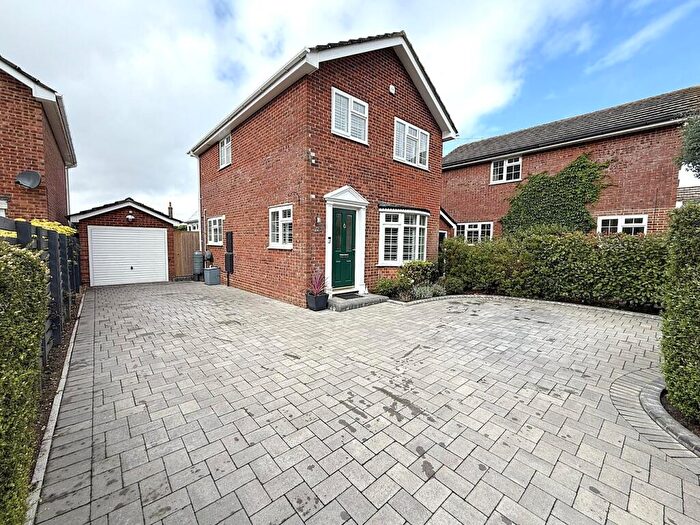 3 Bedroom Detached House For Sale In Dorchester Gardens, Oakdale, Poole, BH15