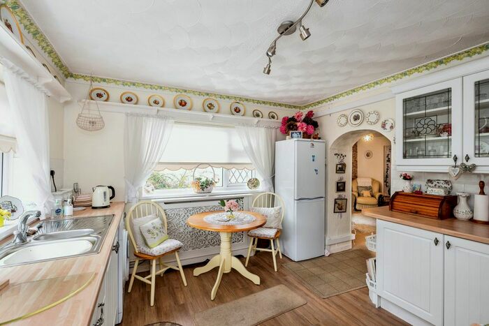 2 Bedroom End Of Terrace House For Sale In Culfor Road, Loughor, Swansea, SA4