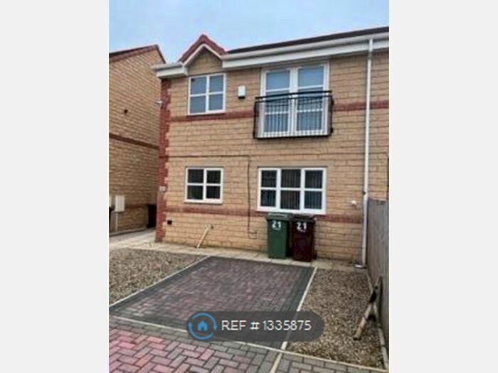 2 Bedroom Terraced House To Rent In Birch Way, Pontefract, WF8