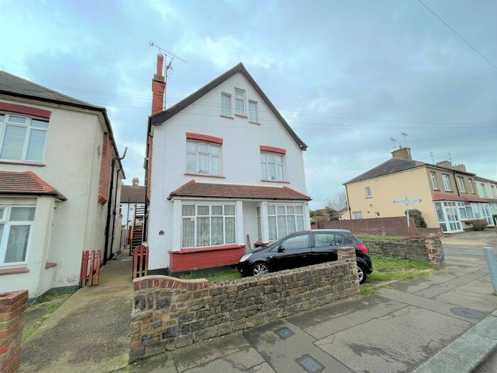 1 Bedroom Flat To Rent In Rylands Road, Southend-On-Sea, SS2