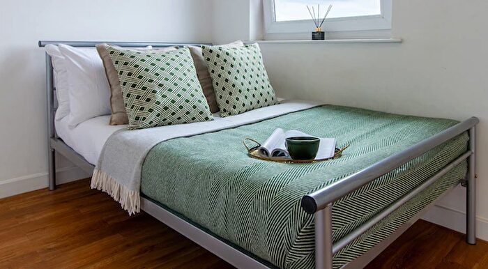 1 Bedroom Flat To Rent In Lower Loveday Street, Birmingham, B19