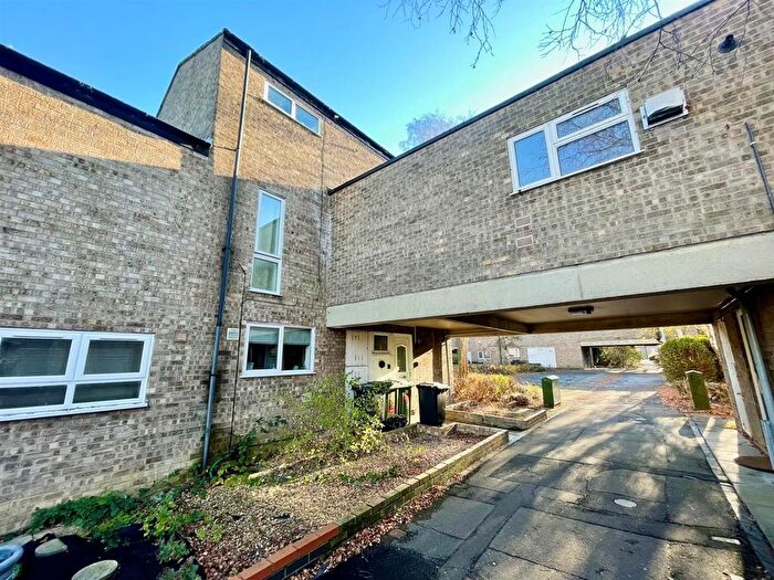 6 Bedroom Terraced House For Sale In Barnstock, Bretton, Peterborough, PE3