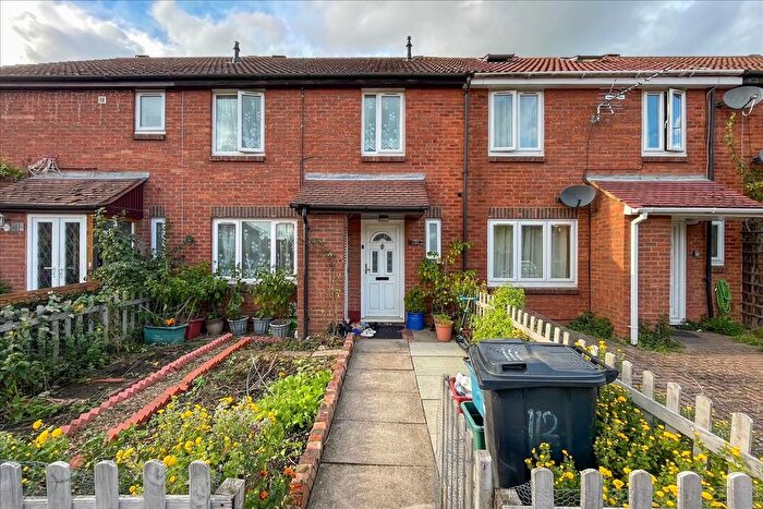 3 Bedroom Terraced House For Sale In Nene Gardens, Feltham, Middlesex, TW13