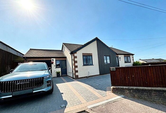 2 Bedroom Detached Bungalow For Sale In Lamb Lane, Cinderford, GL14