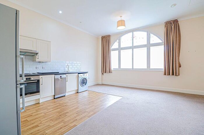 1 Bedroom Apartment To Rent In Old Hall Street North, Bolton, BL1