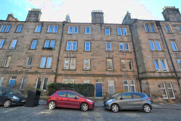 2 Bedroom Flat To Rent In Lorne Street, Edinburgh, EH6