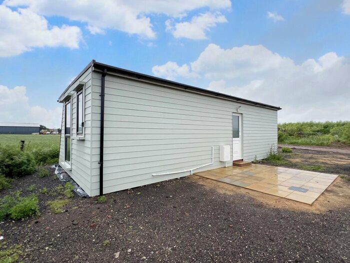 2 Bedroom Bungalow To Rent In Holywell Row, Bury St. Edmunds, IP28