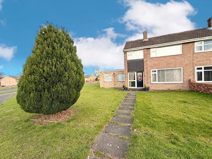 3 Bedroom Semi-Detached House For Sale In Cockfield Avenue, Billingham, TS23