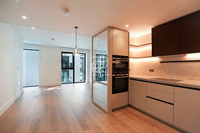 1 Bedroom Flat To Rent In Fountain Park Way, London, W12