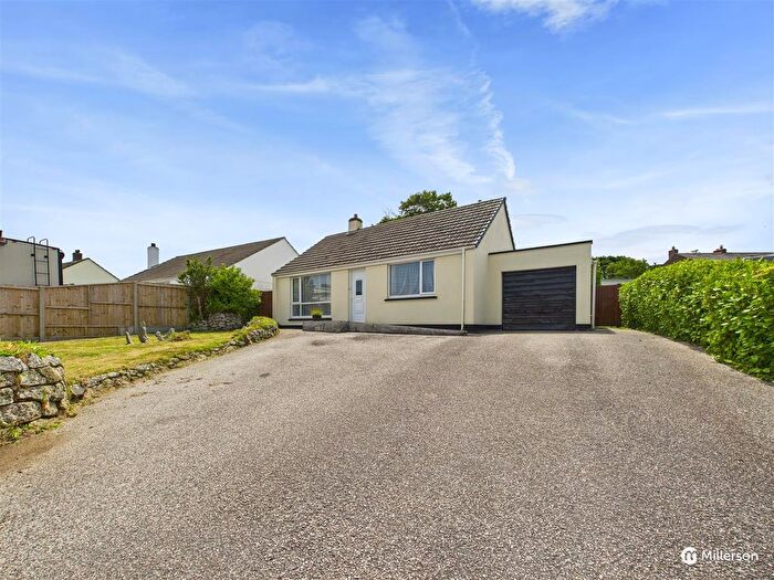 2 Bedroom Detached Bungalow For Sale In Rosevale Crescent, Camborne, TR14
