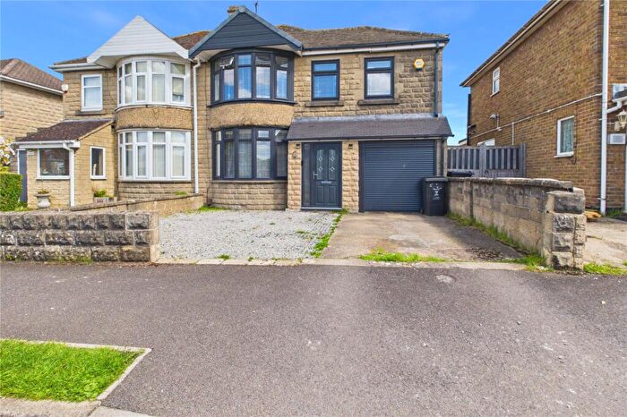 4 Bedroom Semi Detached House For Sale In Southbrook Street Extension, Rodbourne Cheney, Swindon, SN2