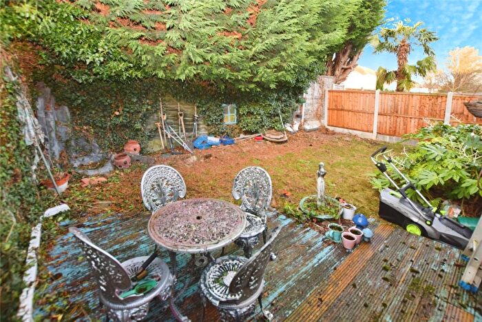 3 Bedroom End Of Terrace House For Sale In The Chase, South Woodham Ferrers, Chelmsford, CM3