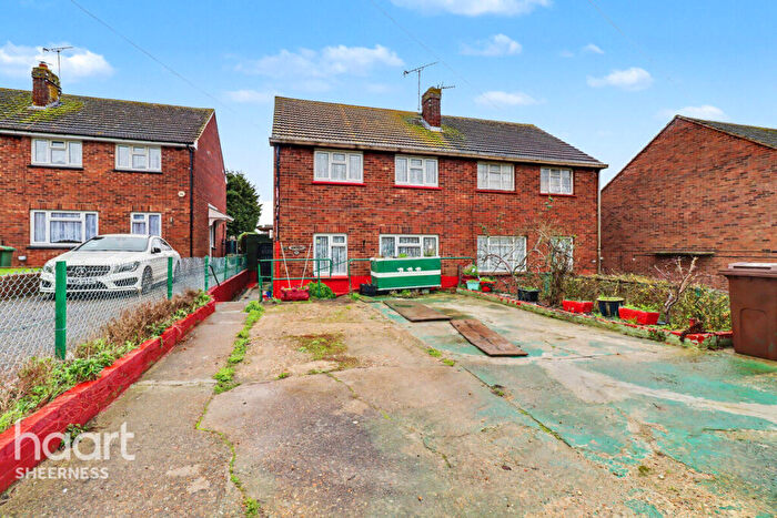 3 Bedroom Semi-Detached House For Sale In Prince Charles Avenue, Minster, ME12