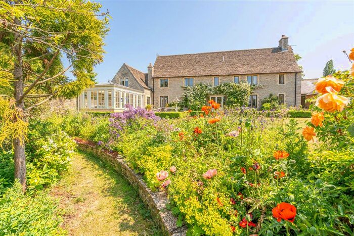 5 Bedroom Detached House For Sale In Foxley, Malmesbury, SN16