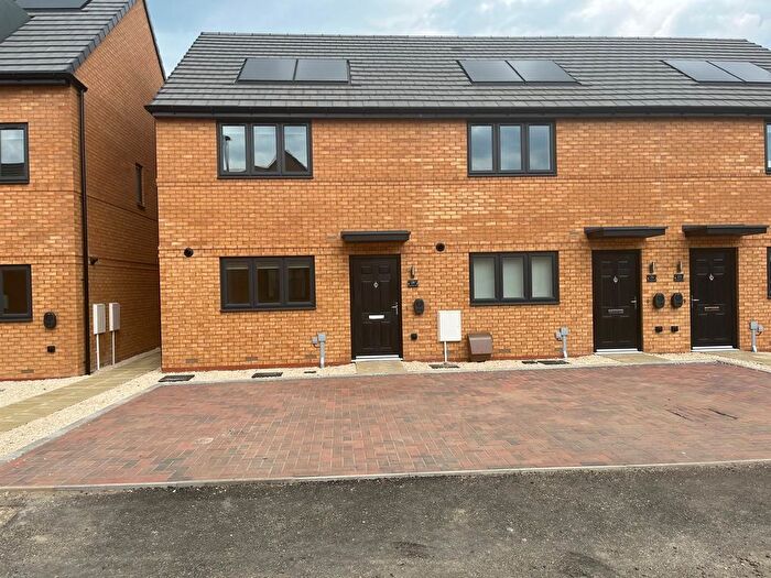 3 Bedroom Property To Rent In Stonemason Way, Peterborough, PE4