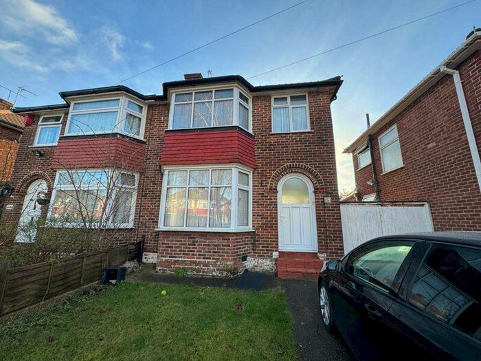 3 Bedroom Semi-Detached House To Rent In Angus Gardens, Colindale, NW9