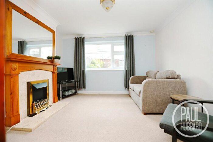 2 Bedroom Semi-Detached House For Sale In Stradbroke Road, Pakefield, NR33