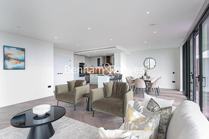 4 Bedroom Apartment To Rent In Merino Gardens, London Dock, Wapping, E1W