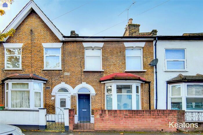 3 Bedroom Terraced House To Rent In St. James Road, London, E15